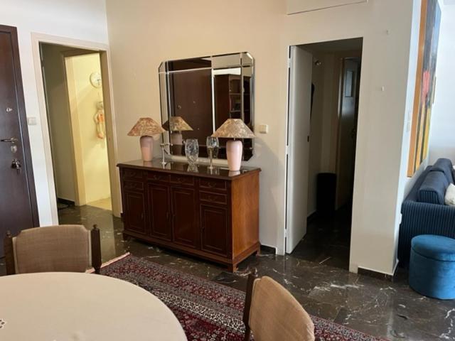 Spacious And Sunny Appartment In Cholargos Athen Exterior foto