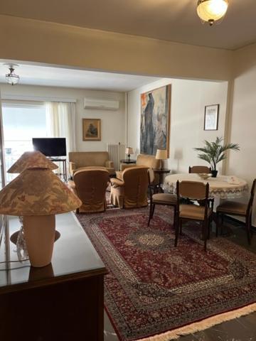 Spacious And Sunny Appartment In Cholargos Athen Exterior foto
