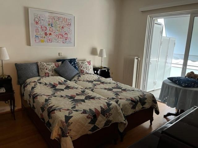 Spacious And Sunny Appartment In Cholargos Athen Exterior foto